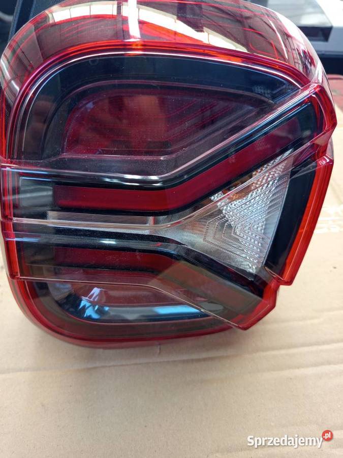 Lampa tylna prawa Dacia daster 2 orginalna Rzeszów sprzedam