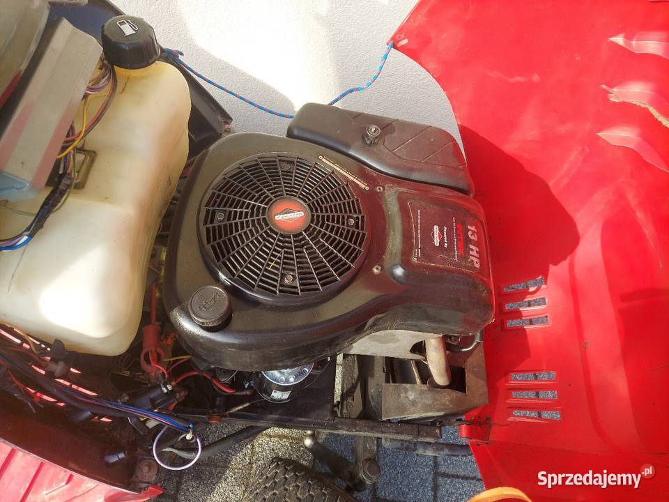 Traktorek kosiarka pompa oleju Castel Garden 13 Blizne sprzedam