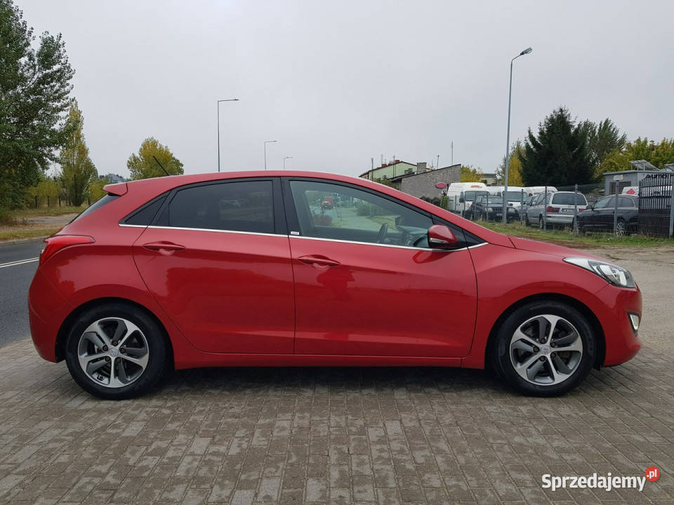 Hyundai i30 16 Benzyna Klima Czarna Podsufitka Włocławek sprzedam