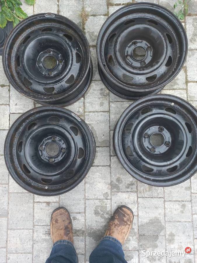 Peugeot 406 felgi 15 Średnica 15" Samochodowe lubelskie Sawin