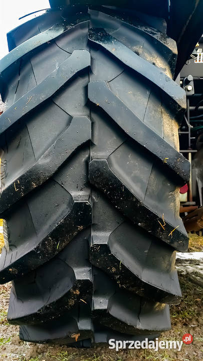 Ciągnik rolniczy Claas Ares 697 ATZ z ładowaczem Piotrków Trybunalski