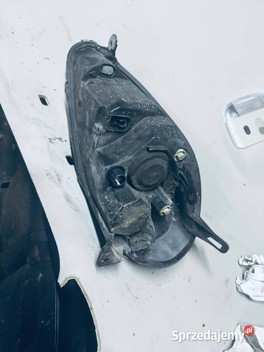 Fiat grande lampa przednie
