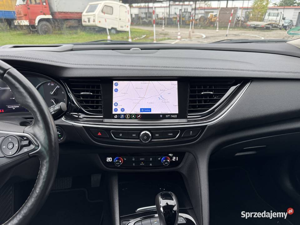 Opel Insignia 20 DIESEL Nawigacja Ledy Tempomat CD Konin sprzedam