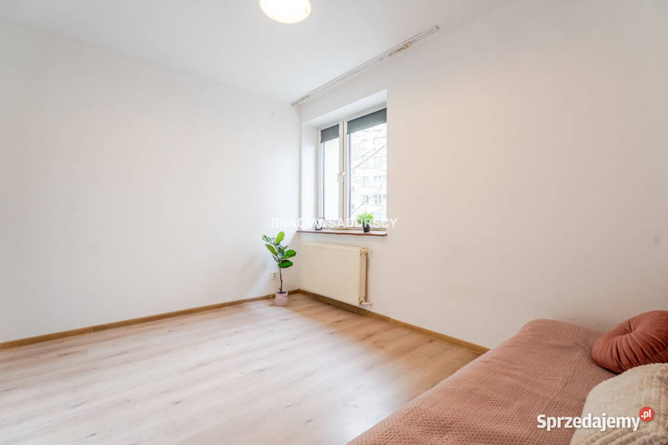 sprzedaży mieszkania 44m2 Kraków Zygmuntowska małopolskie