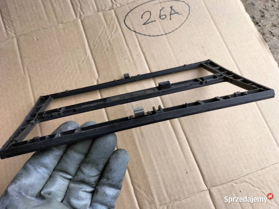 AUDI A4 B5 LIFT 8D0863263AB RAMKA RADIA osobowe Kamień-Kolonia sprzedam