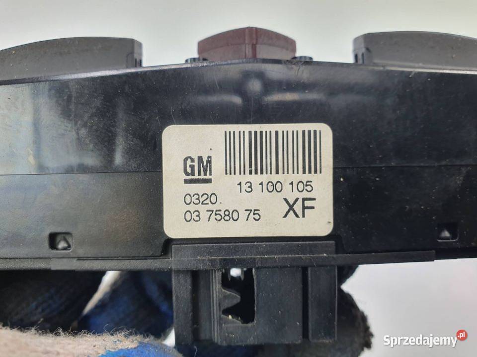 PRZYCISK OPEL ASTRA H III 13100105 osobowe Pozostałe Lipno