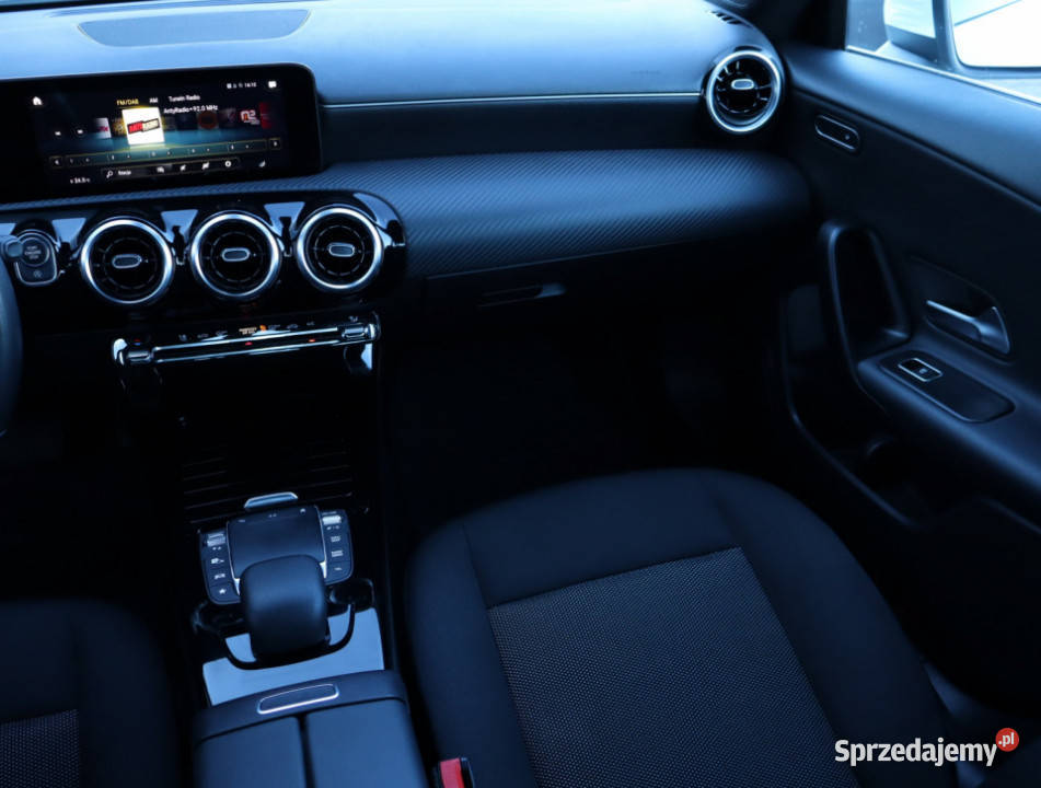 Mercedes CLA 200 poduszka powietrzna