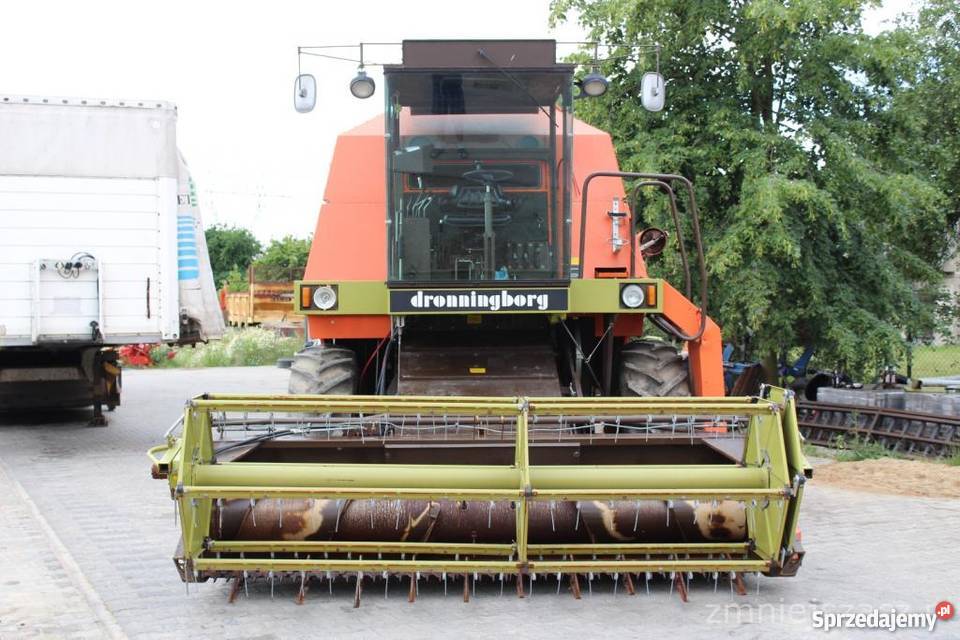 Kombajn zbożowy Droningborg D4500 Prasy sprzedam