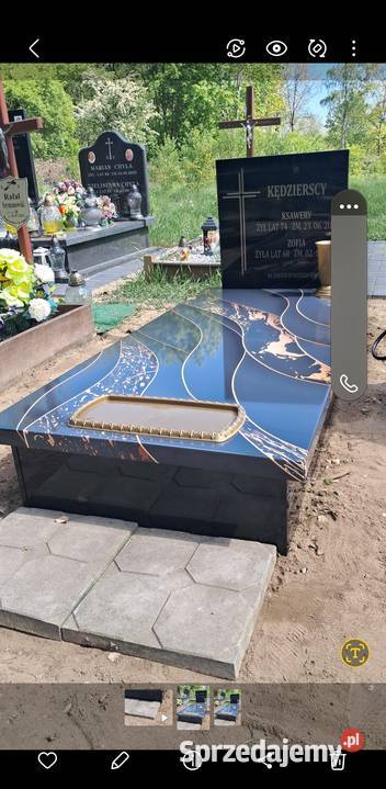 Nagrobek z kompozytuMontaż Kraj