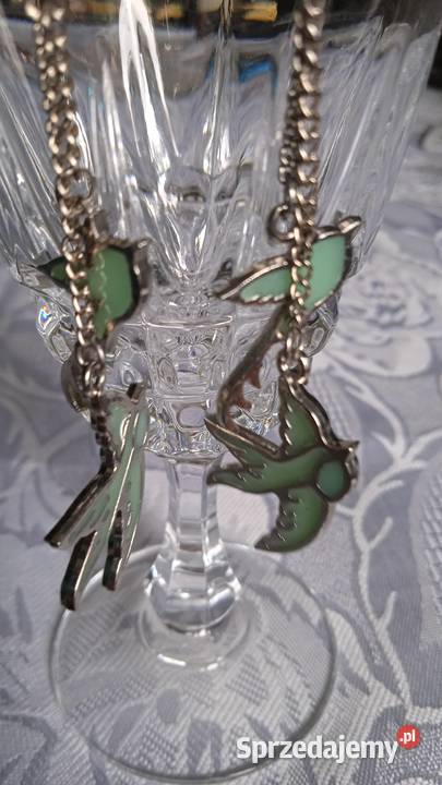 NOWE KOLCZYKI Z FRUWAJACYMI JASKÓŁKAMI posrebrzane Biżuteria dla Pań Piła