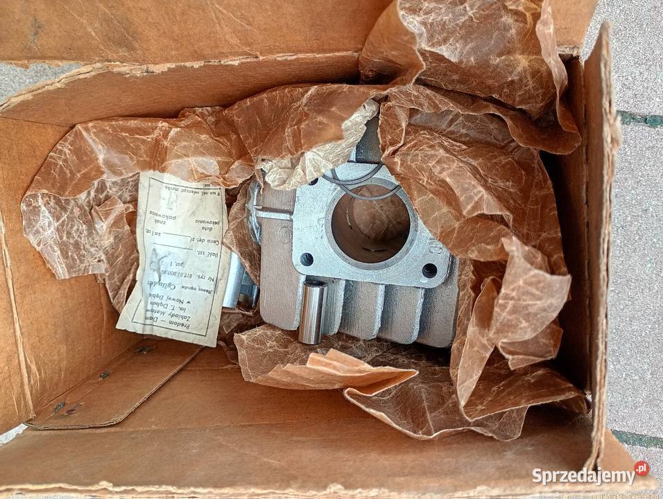 Nowy cylinder Romet ogar tłokpierścienie sworzeń podkarpackie Majdan Królewski
