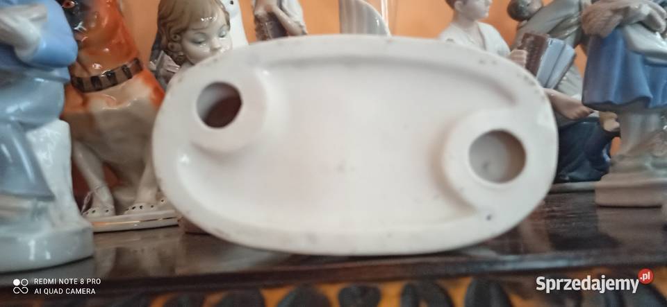 Figurka dziewczynka z krówką Porcelana i szkło Gdańsk