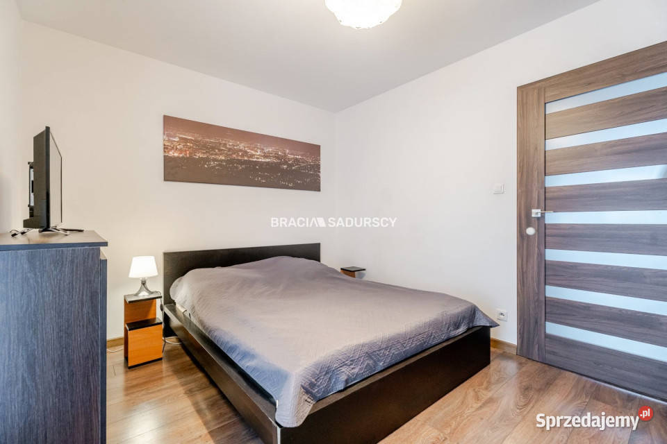 Sprzedaż mieszkania Kraków Macieja Dębskiego