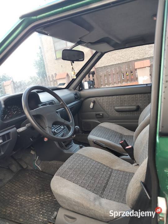 Sprzedam polonez caro plus 16gli lpg Rok produkcji 2000 1.6