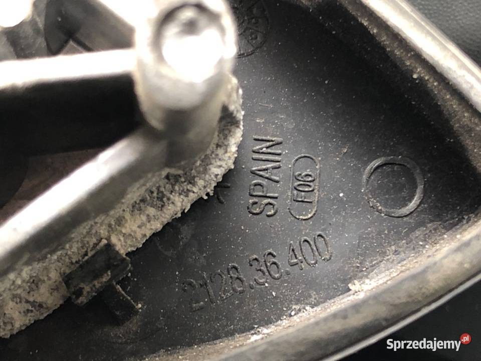 LUSTERKO PRAWE SEAT LEON II Hatchback 0513