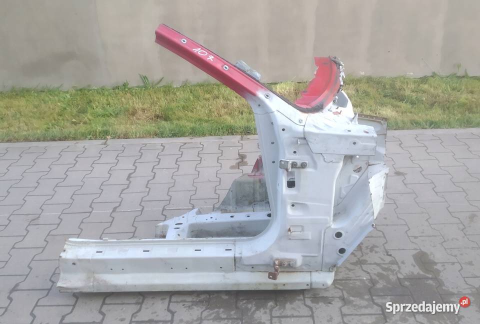 ĆWIARTKA PRAWY PRZÓD NISSAN GTR GTR Nowy Tomyśl sprzedam