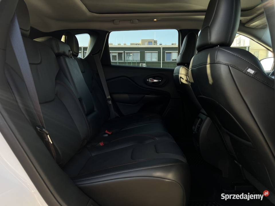 Jeep Cherokee 2022 Rok produkcji 2022 Cherokee Warszawa
