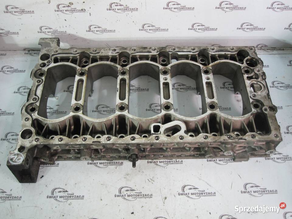 VOLVO XC70 24 D5 D5244T D5244T4 karter półblok osobowe Blok silnika