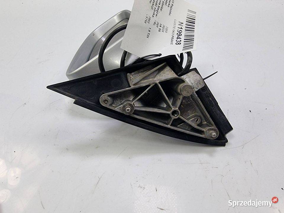 LUSTERKO PRAWE AUDI A4 B6 LY7W 5PIN Lipno