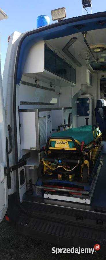 Ambulans karetka Renault Master 2013r przejscie 380000km warmińsko-mazurskie sprzedam