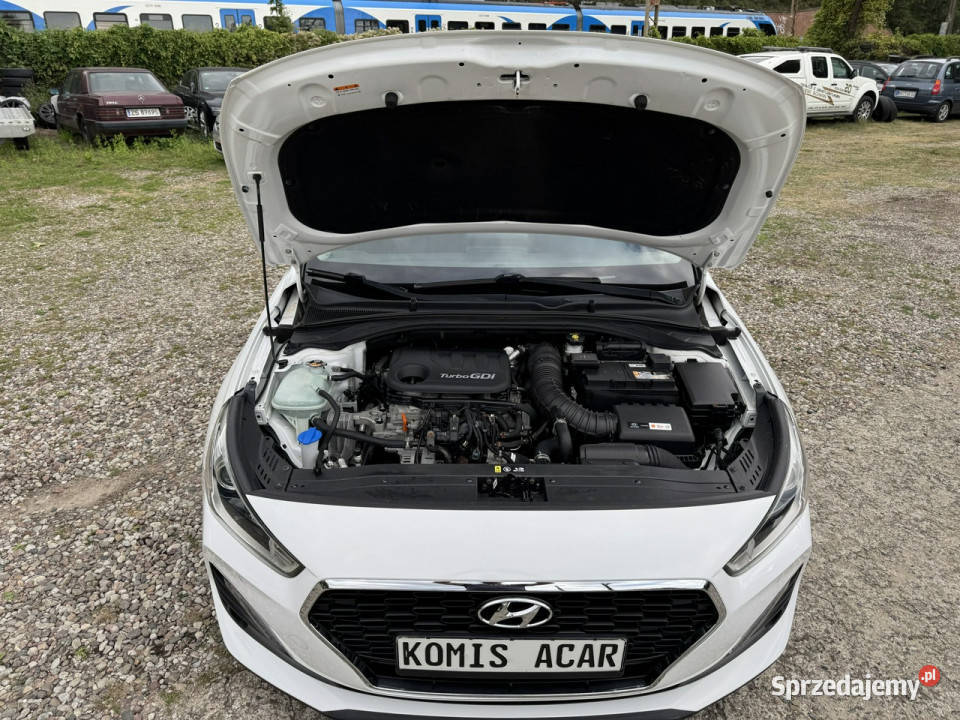 Hyundai i30 10 światła przeciwmgielne Szczecin