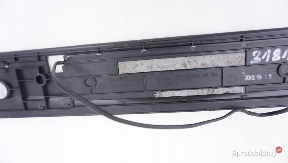 LISTWA PROGOWA PRZÓD PRAWA LED OSŁONA INFINITI wielkopolskie Nowy Tomyśl sprzedam