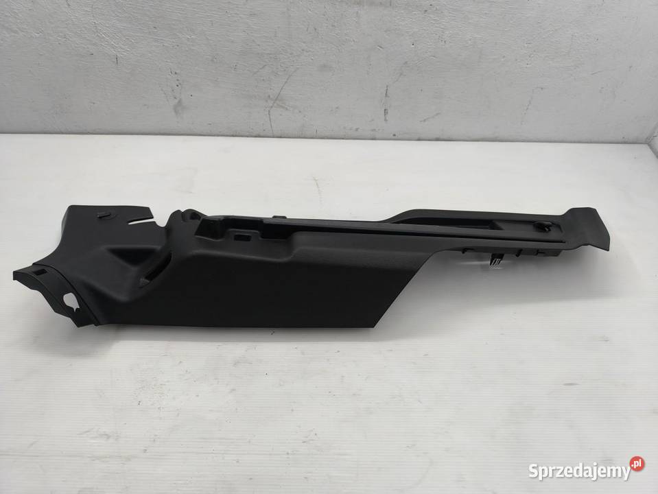OSŁONA BAGAŻNIKA MOCOWANIE ROLETY FORD FOCUS MK3 osobowe wielkopolskie