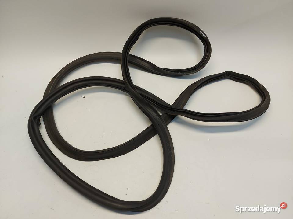 VW ID4 11A 2024r SUV 5D USZCZELKA BAGAŻNIKA Elementy wygłuszające