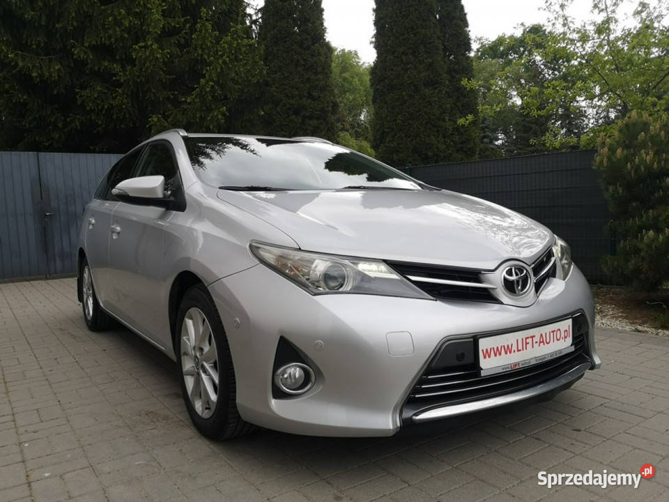 Toyota Auris 20 D4D 124 Klimatron Parktr Kmera sprzedam