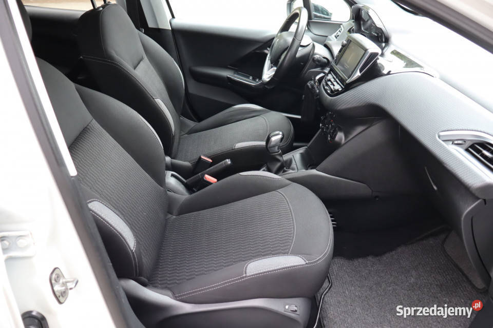 Peugeot 208 12 PureTech ESP 208 śląskie Zabrze