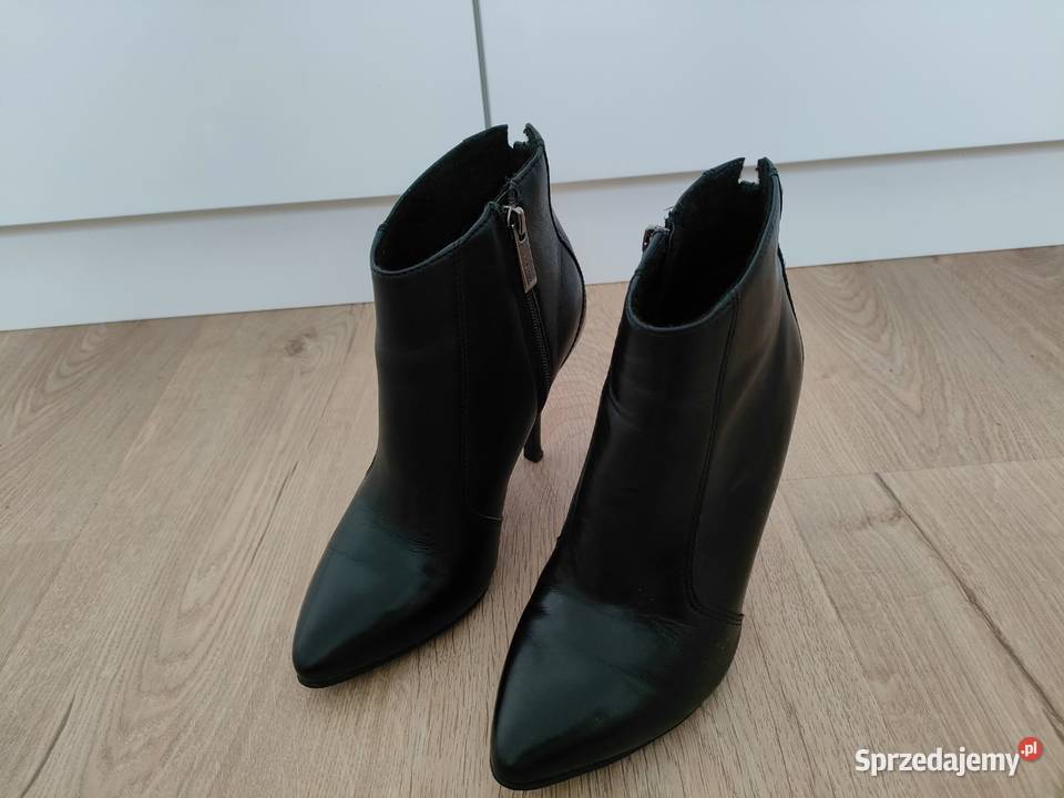 Botki damskie Lasocki czarne rozmiar 35