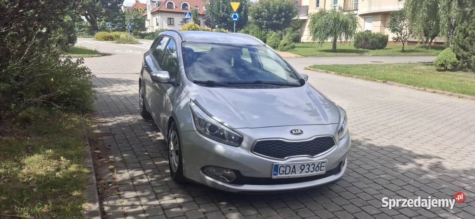 Kia Ceed 16 CRDI combi stan B Straszyn