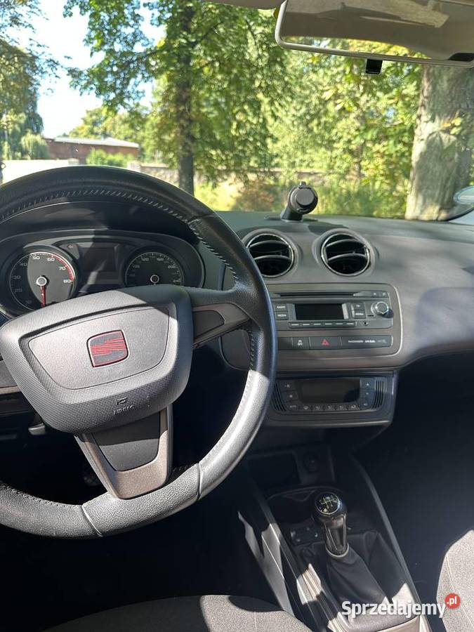 Seat Ibiza 4 6j 14 mpi polift Samochody osobowe Góra