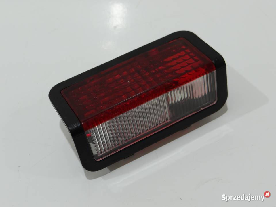 LAMPKA OŚWIETLENIE KLAPY BAGAŻNIKA BMW E60 E90 Strzyżewice sprzedam