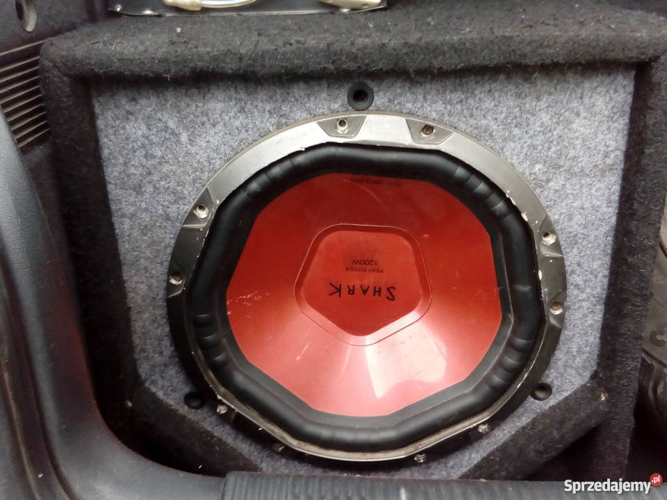 Skrzynia basowa 1200w wzmacniacz 600w Ratno Dolne sprzedam