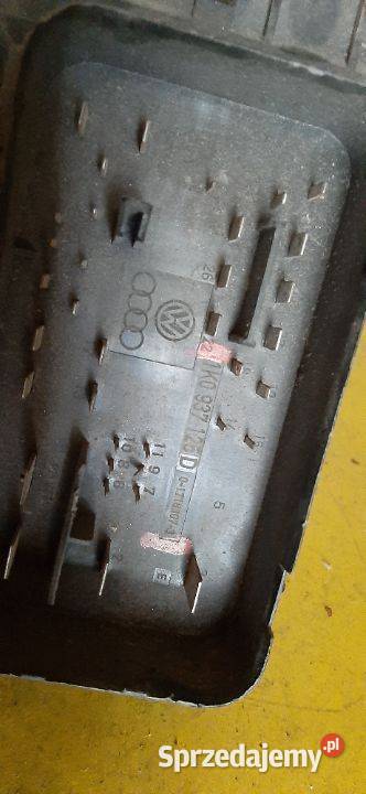 Bezpieczniki moduł BSI Superb II Lift Audi A3 8P osobowe świętokrzyskie Włoszczowa