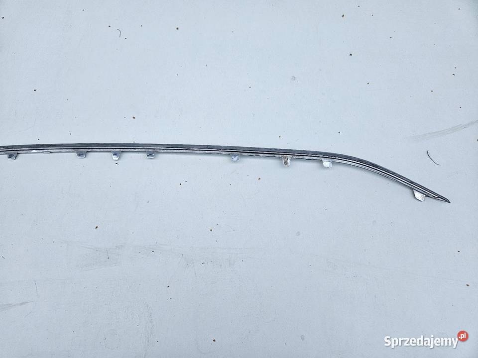 VW PASSAT B8 LIFT LISTWA CHROM ZDERZAKA PRZÓD osobowe Listwy i nakładki