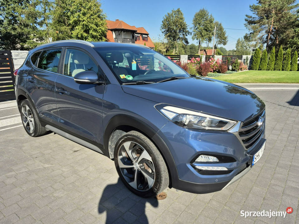 Hyundai Tucson kamera skóra navi 16 turbo