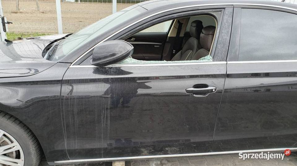 DRZWI LEWE PRZÓD LN5D A8 D4 4H 2011 CZARNE FV23 Pozostałe Lipno