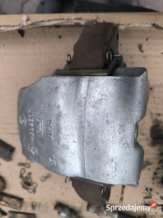 Polonez FSO fiat 125 zaciski hamulcowe L i P osobowe Stalowa Wola sprzedam