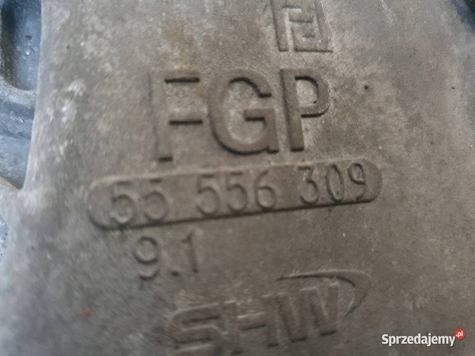 OBUDOWA ROZRZĄDU Opel Corsa D 14 16V pompa oleju Chełm