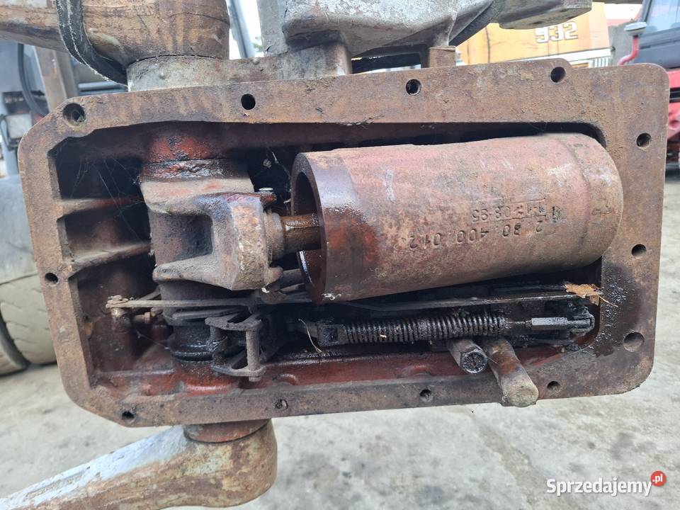 Podnośnik kaczka do ciągnika ursus 1201 Zetor Targoszyn