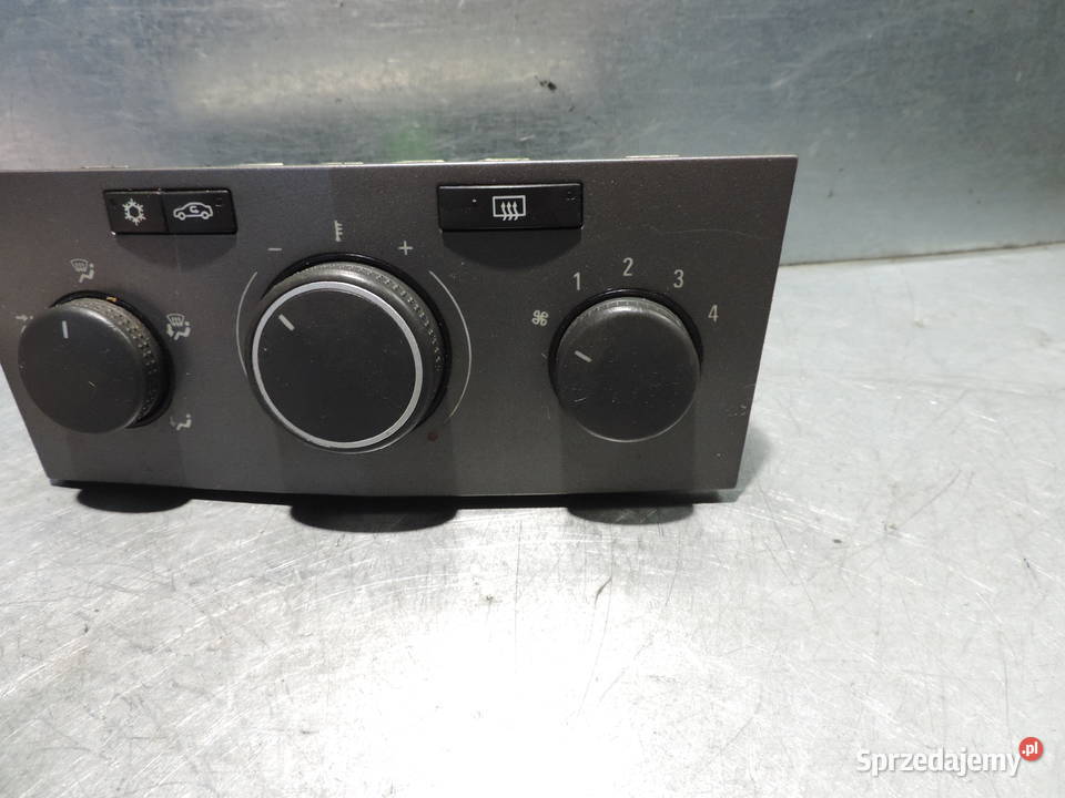 PANEL NAWIEWU KLIMATYZACJI EUROPA OPEL ASTRA III
