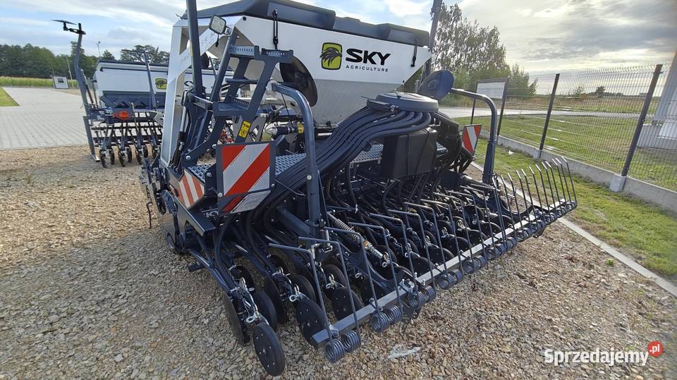 Zestaw uprawowosiewny 3m SKY sulky siewnik z Rząśno