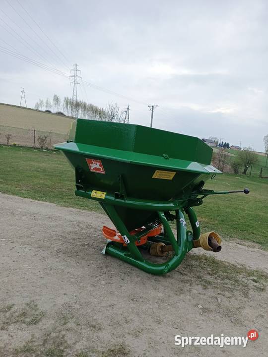 Rozsiewacz do nawozu Amazone ZAE 600l Amazone małopolskie Lubinka