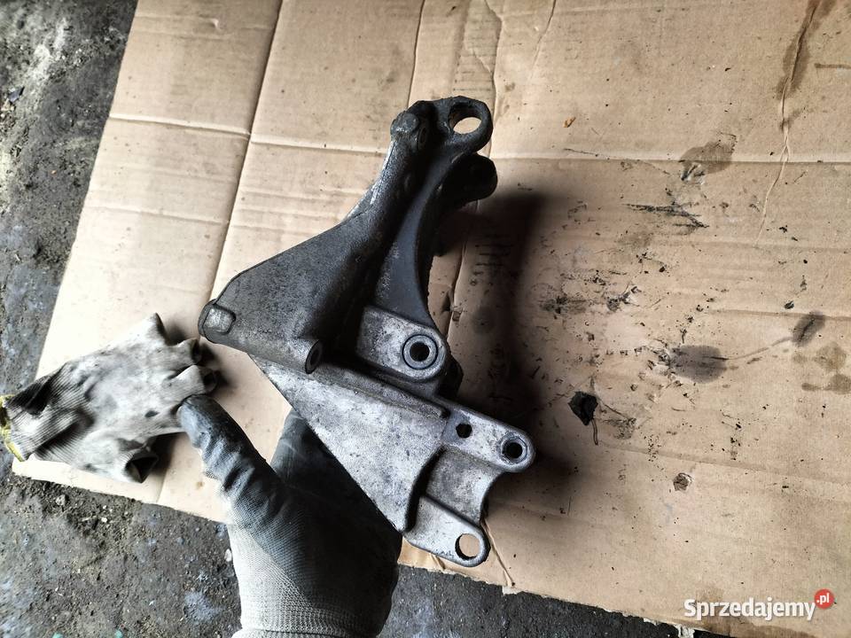 ŁAPA PODSTAWA ALTERNATORA 96348179804 PEUGEOT Kamień-Kolonia sprzedam