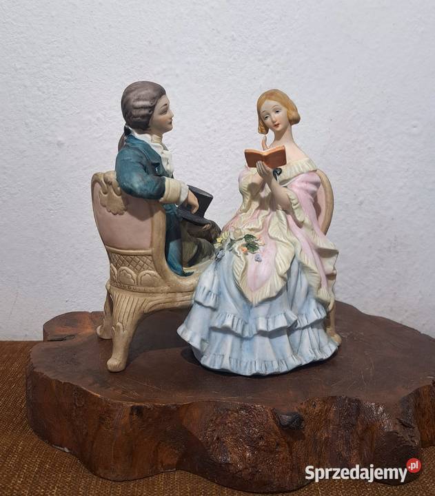 figurka porcelanowa dworskiej pary Warszawa