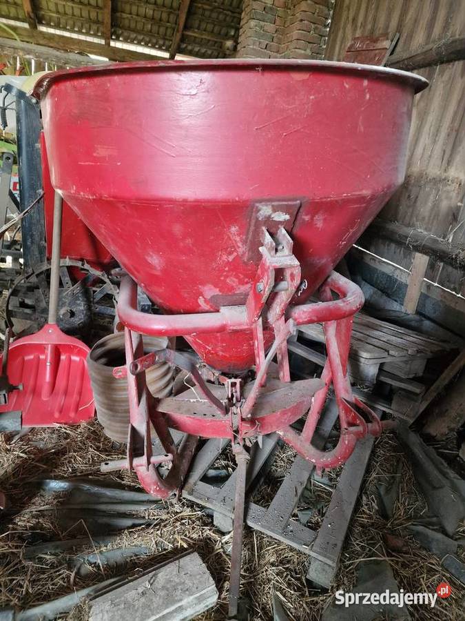 Rozsiewacz nawozów lejkowy Kielnarowa