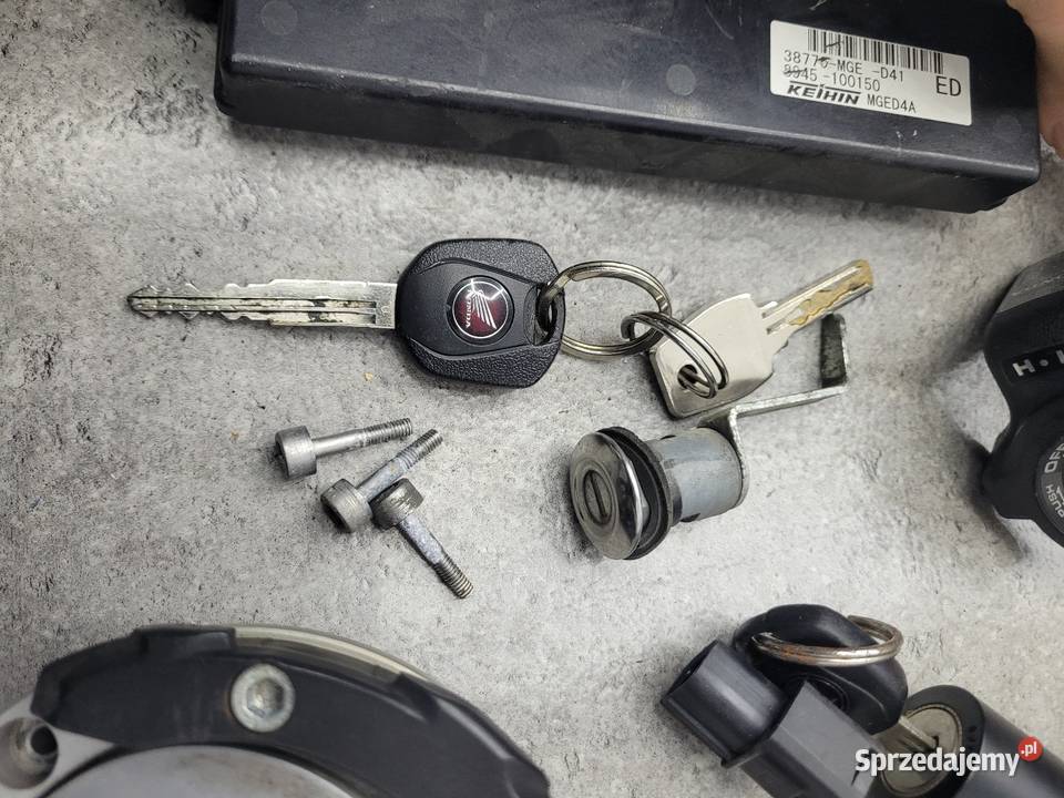 HONDA VFR 1200 F 1200F MODUŁ KOMPUTER KLUCZYK Nowy Tomyśl sprzedam