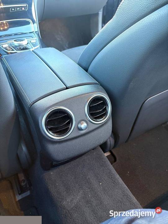 MercedesBenz Klasa C 200 15 4MATIC 9GTRONIC 184 Gdynia